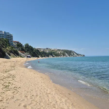 Breathtaking Sea View * 비알라