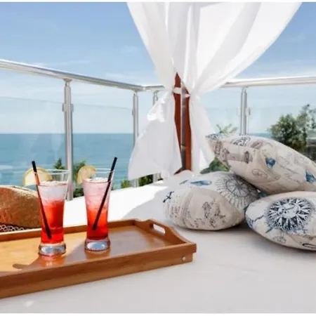 Breathtaking Sea View アパート *